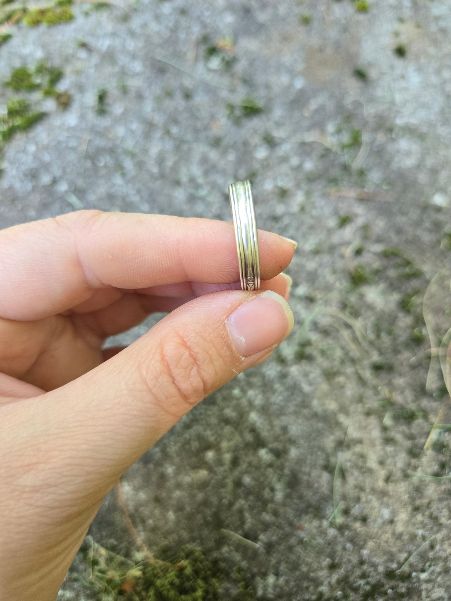 Simple Band Ring - Size 7
