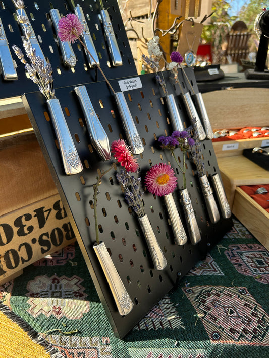 Mystery Magnetic Bud Vase