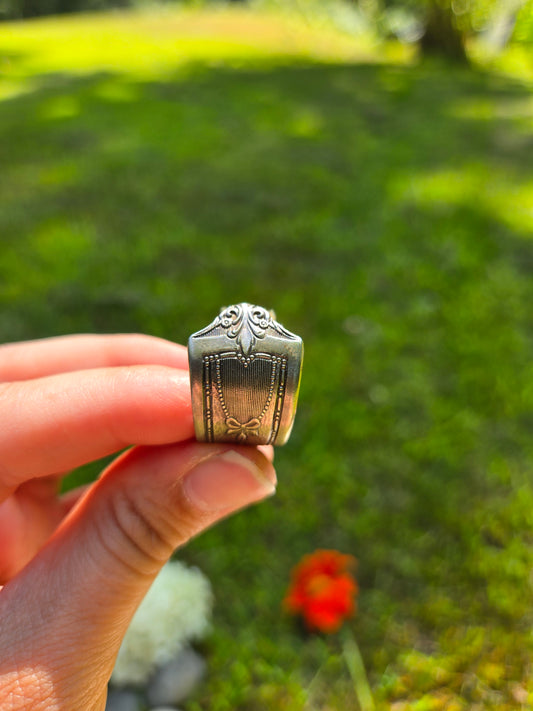 Bow Ring - Size 9