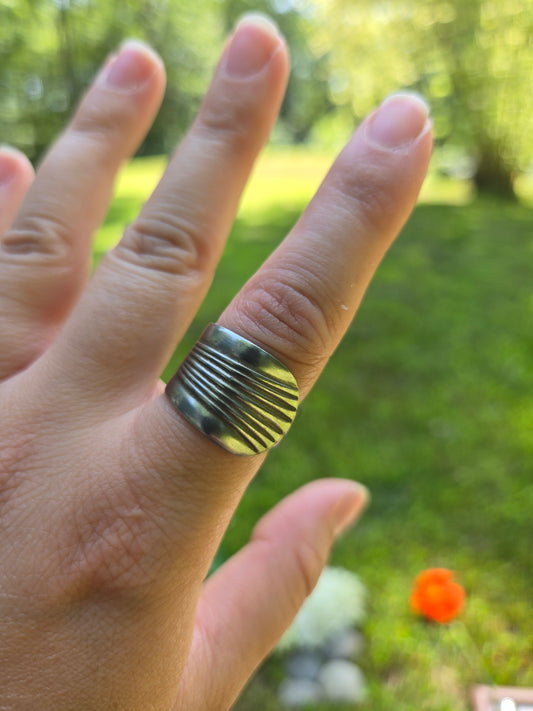 Shelly Spoon Ring - Size 8